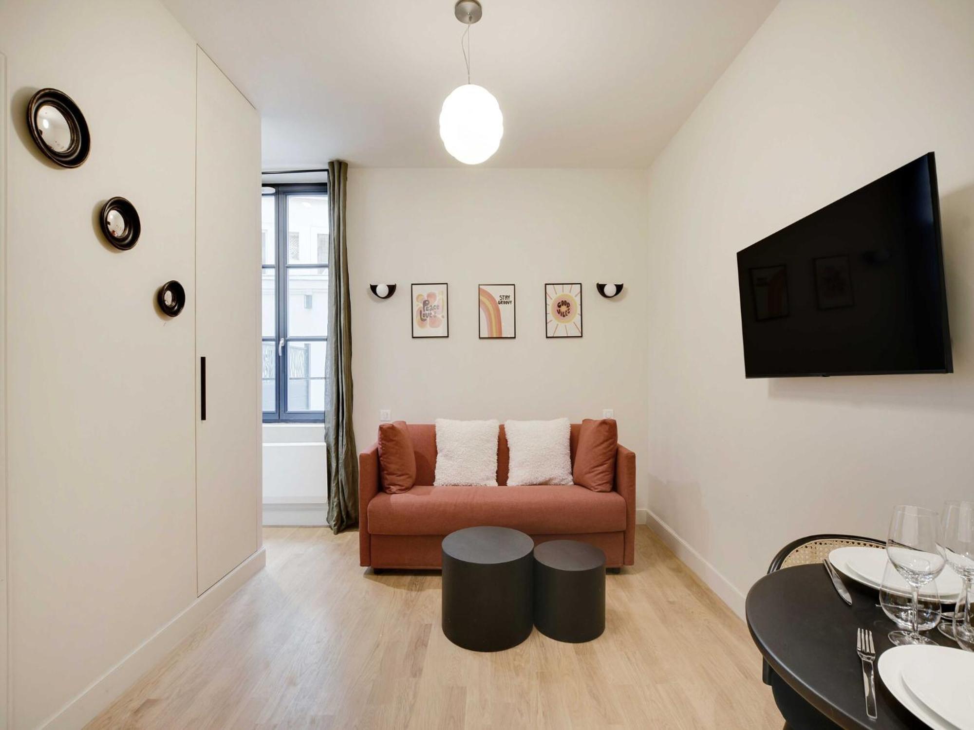 Pleasant- 2p- Saint-germain-des-pres Parijs